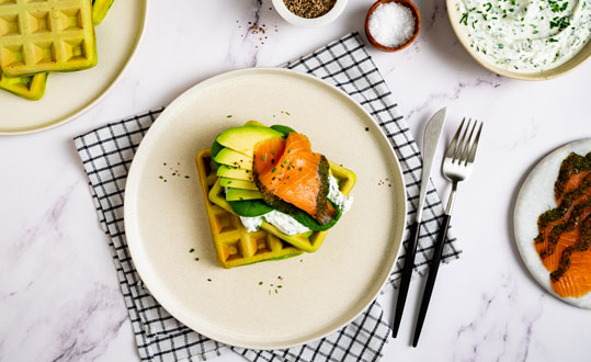 Green waffles with salmon and avocado Recipe Braun International