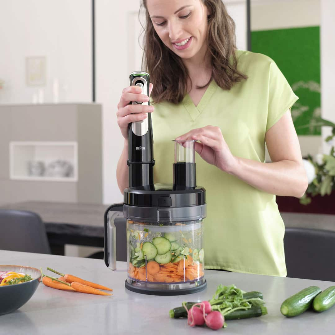 Braun MQ 9 Hand blender with  Food processor attachment -  Create delicious side dishes for your BBQ.